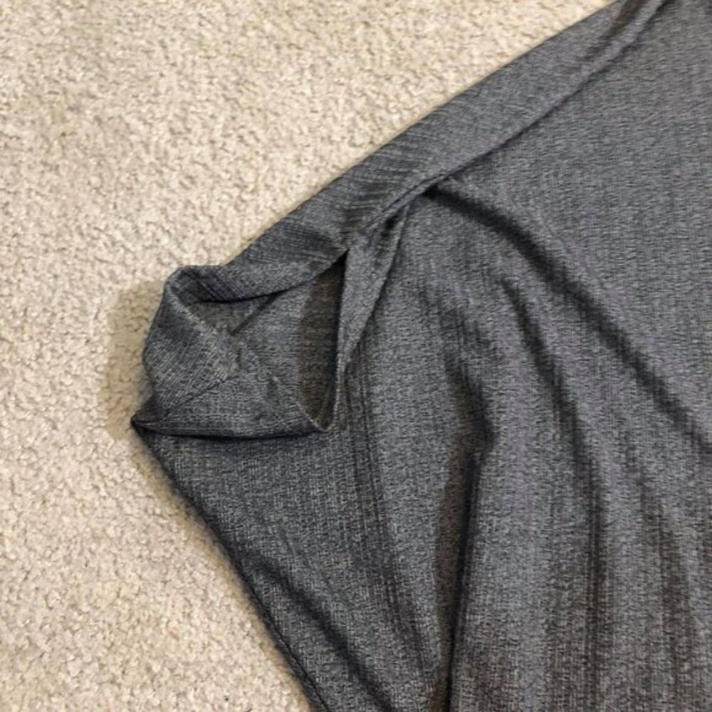 Lisa Rinna Collection Knit Batwing Gray Top - Picture 5 of 5